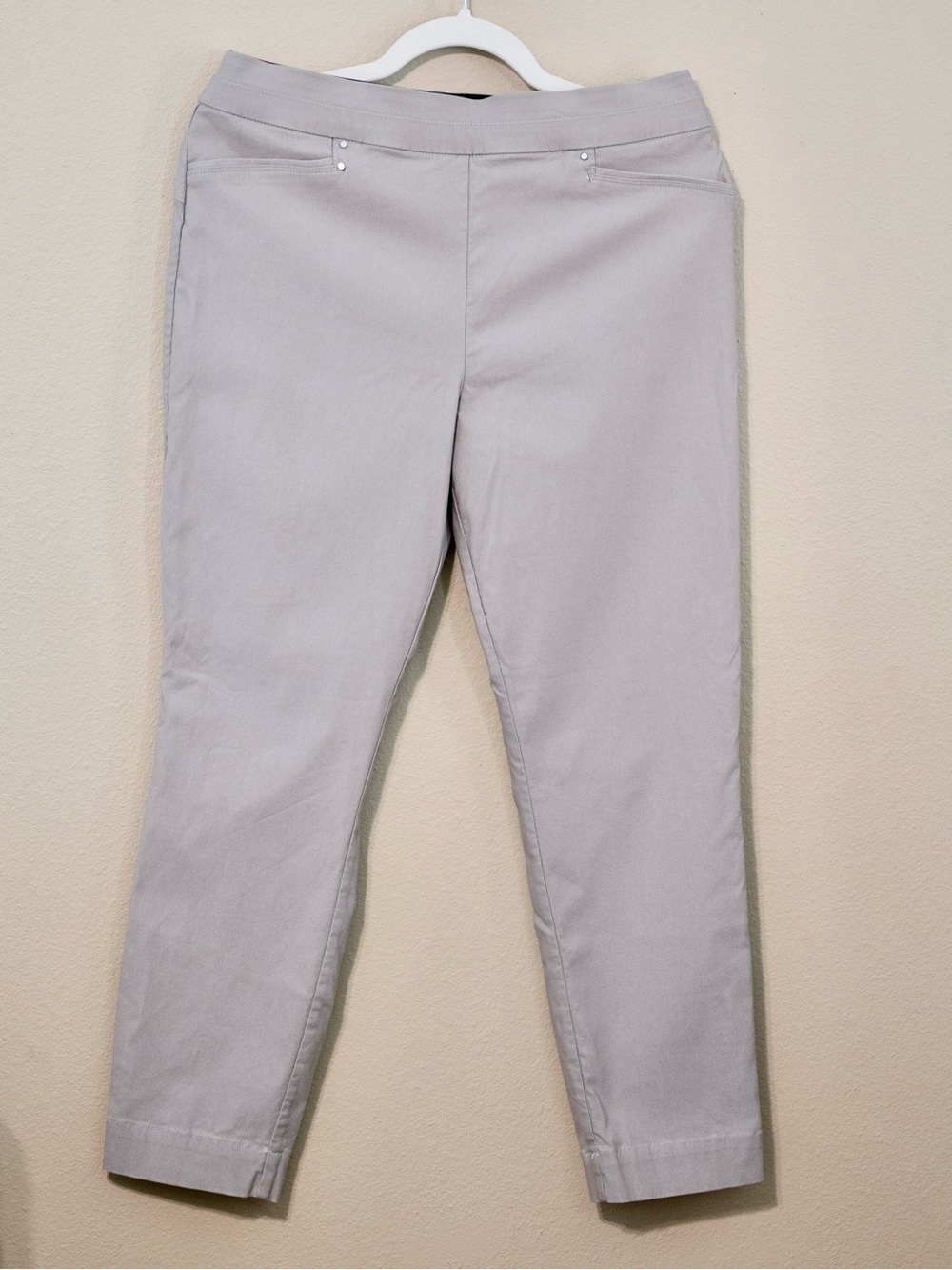 Violets & Roses Size 14 Khaki Pull On Crop Pants Career Casual